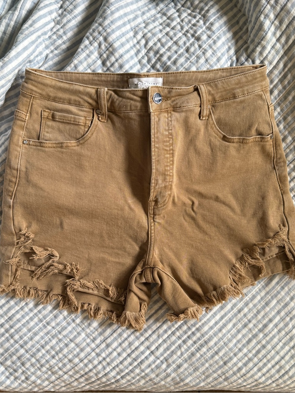 Risen High-Rise Distressed Women’s Jean Shorts in Tan XL